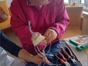 Moldagem da estrutura que servirá de base para a flor